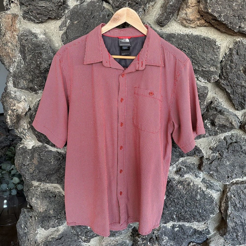 The North Face Shirt Mens Large Red Short Sleeve Button Up‎